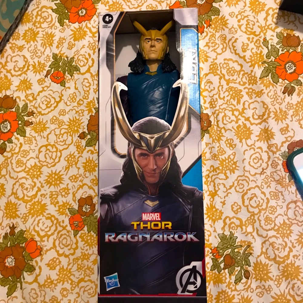 NWT!! MARVEL Loki Action Figure